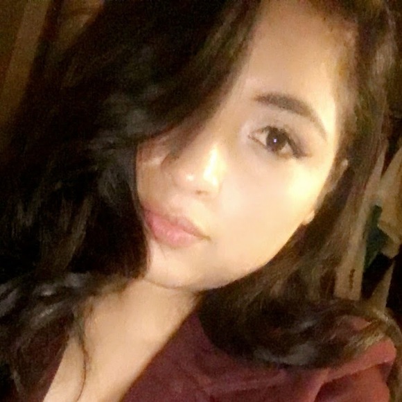 Meet your Posher, Emma elizabeth - Picture 1 of 1